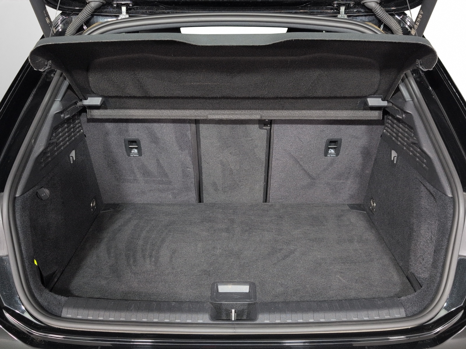 AUDI A3 Sportback 35 TFSI S line Attraction S-tronic-image-14