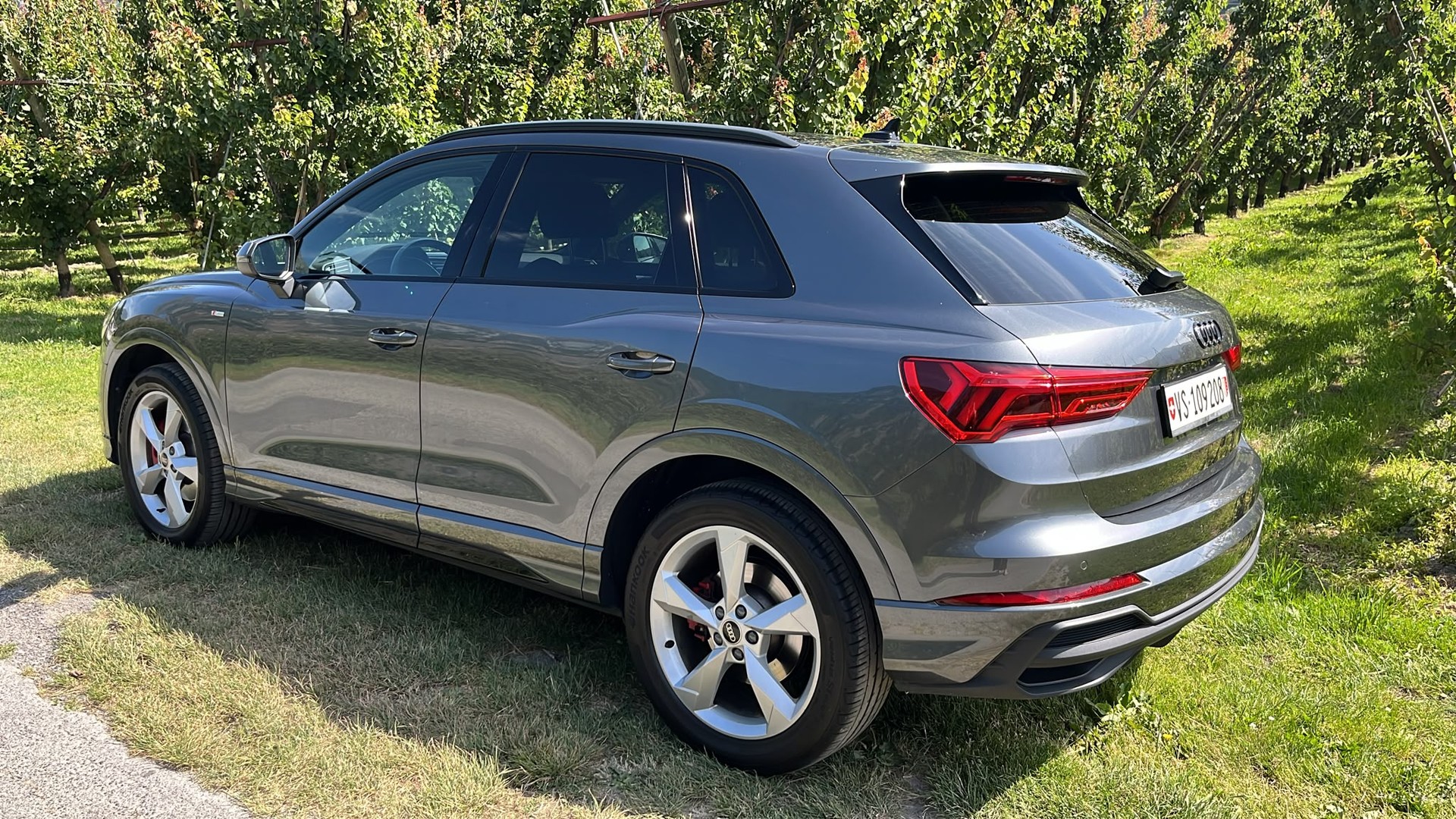 AUDI 2.0 40 TFSI S line quattro S-Tronic-image-1