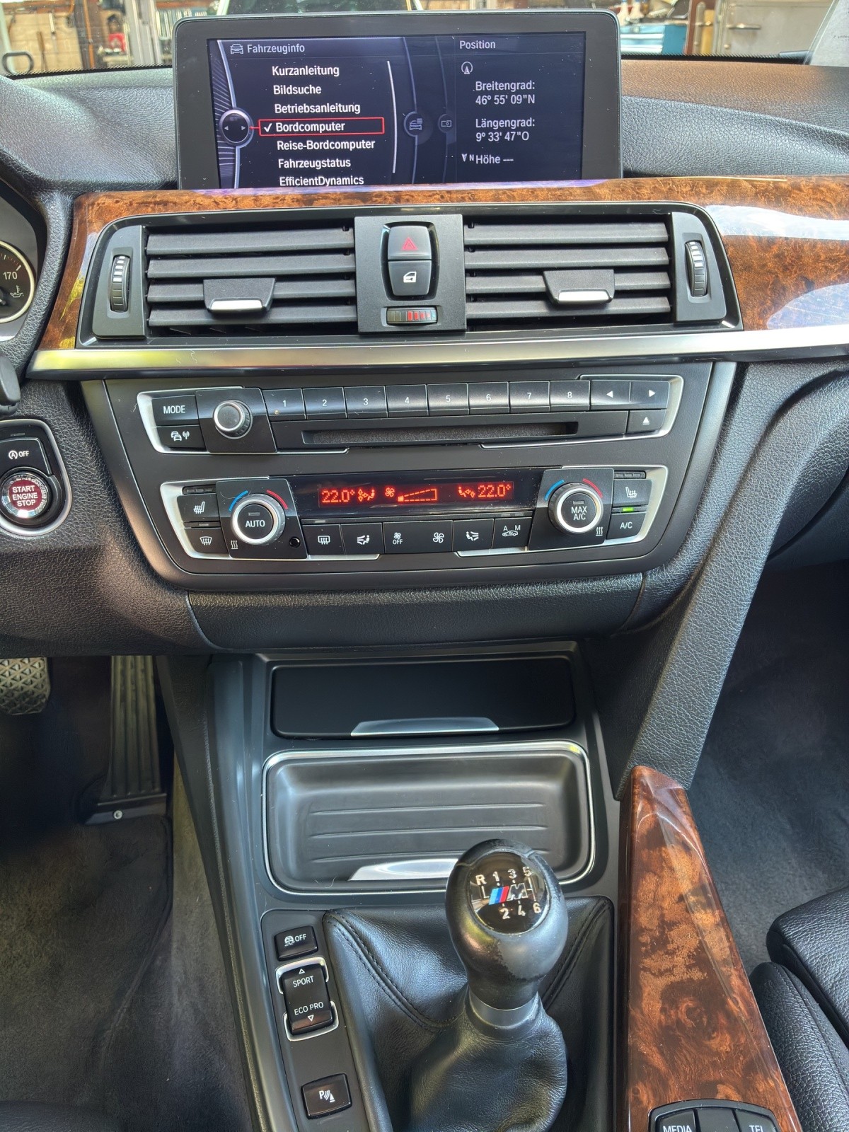 BMW 335i xDrive-image-14
