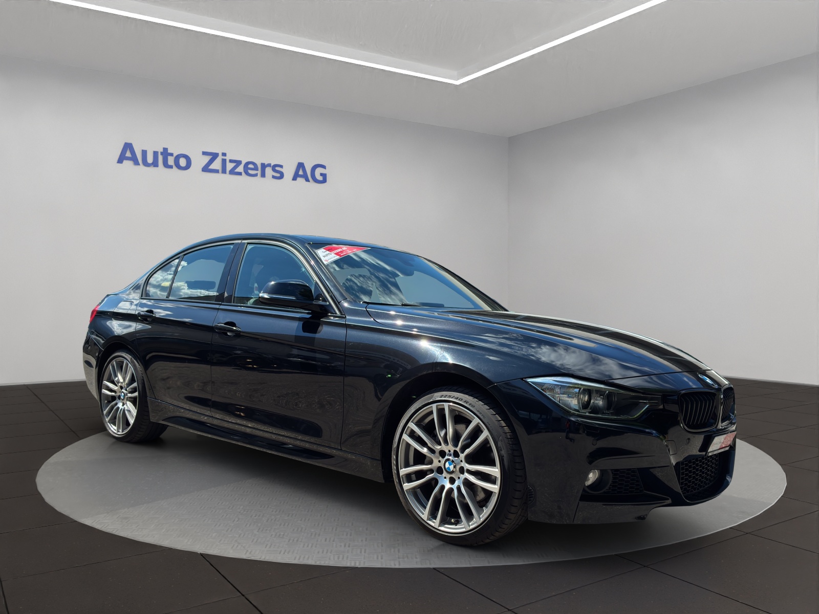 BMW 335i xDrive-image-7