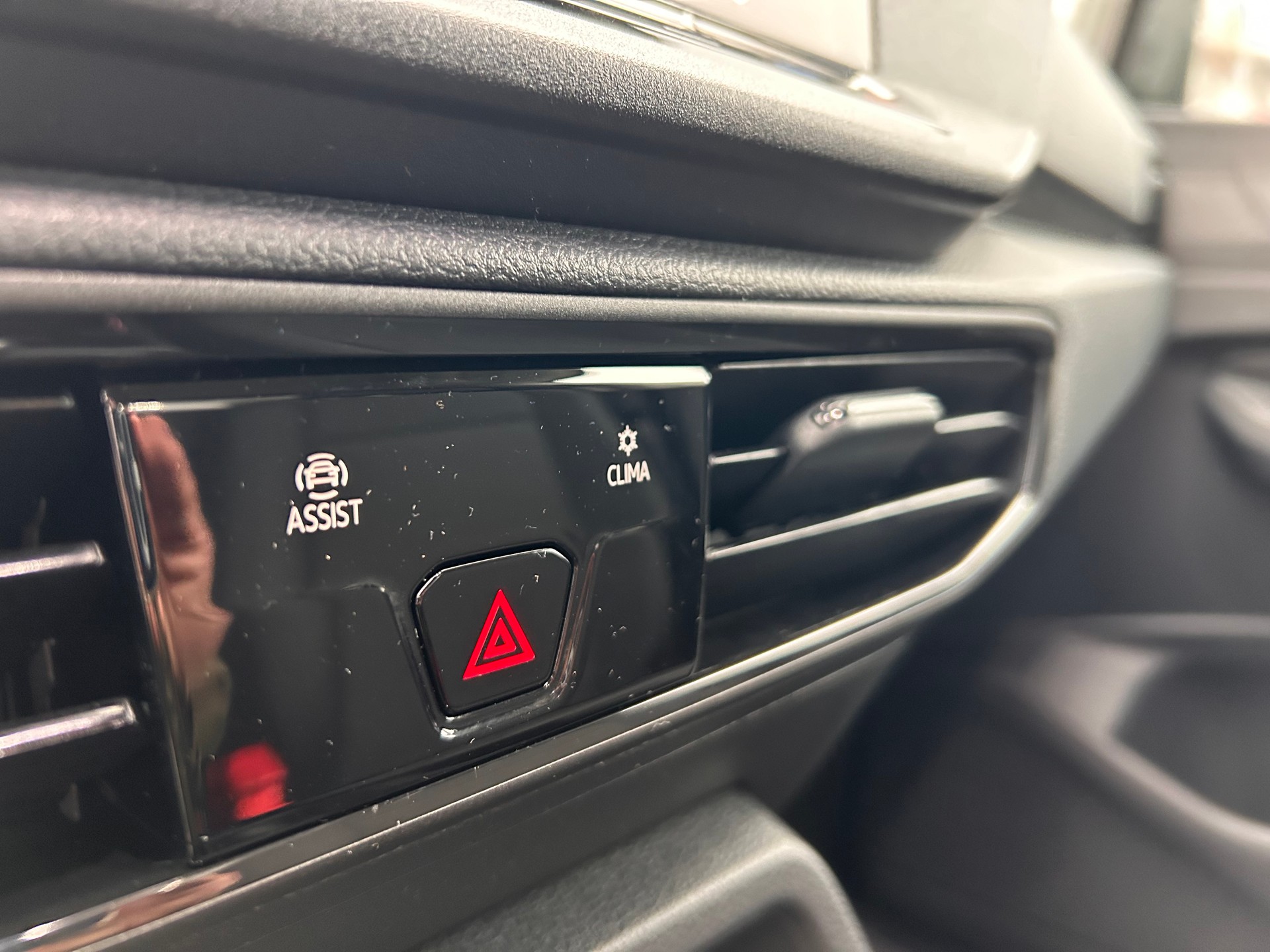 VW Caddy Cargo 1.5 TSI Entry DSG-image-14