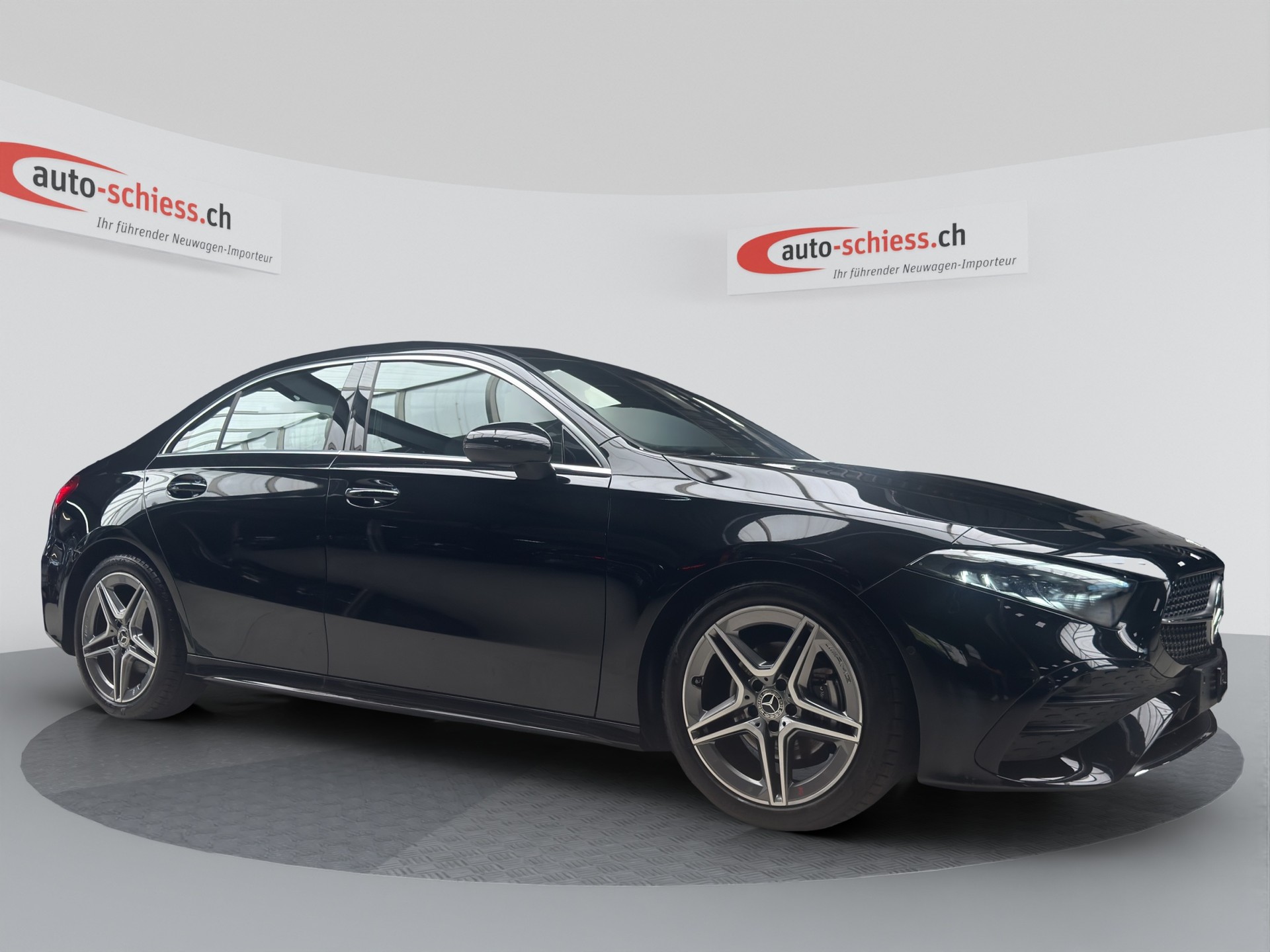 MERCEDES-BENZ A 200 AMG Line 7G-DCT-image-0
