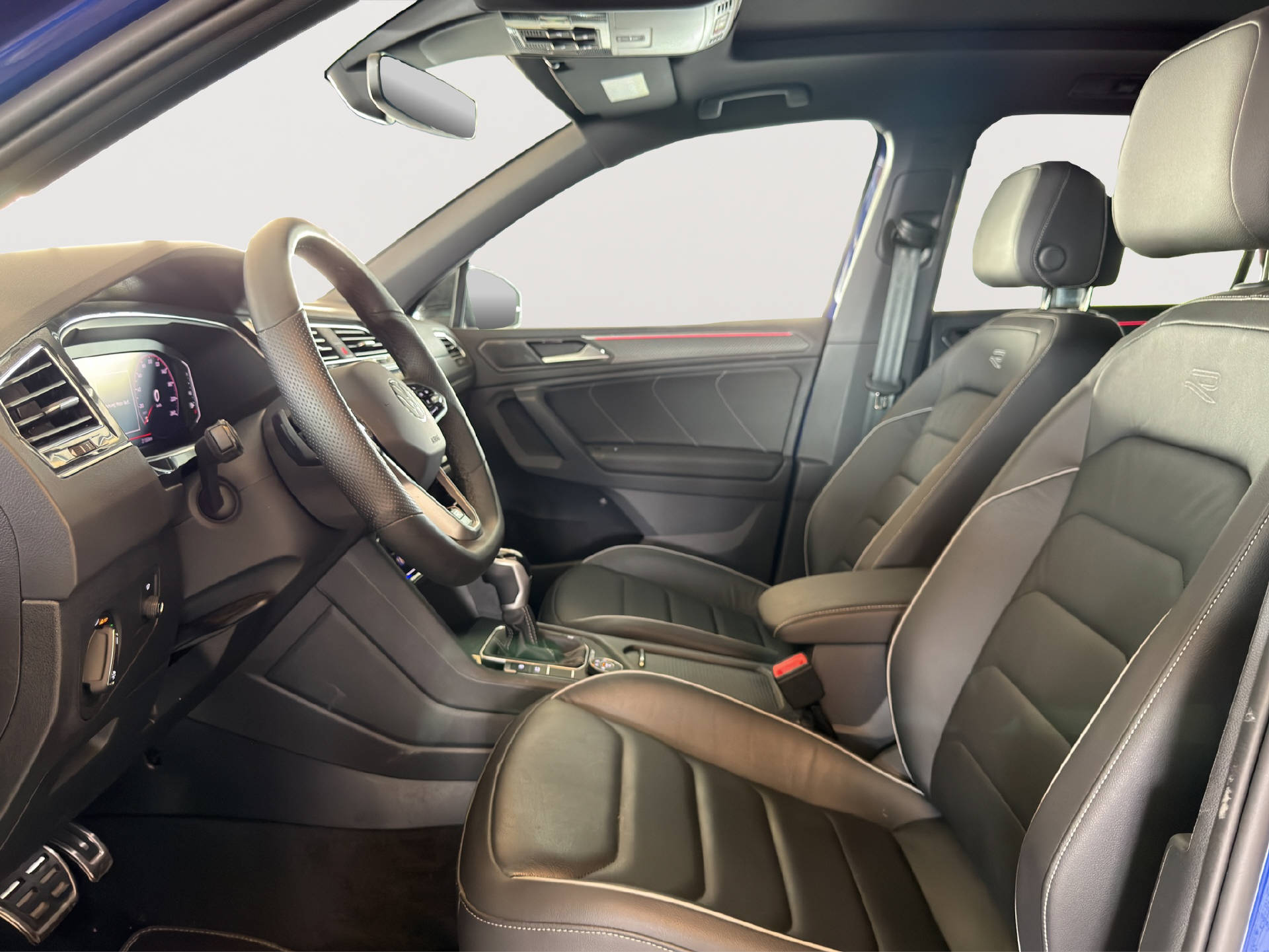 VW Tiguan 2.0 TSI R-Line DSG-image-10