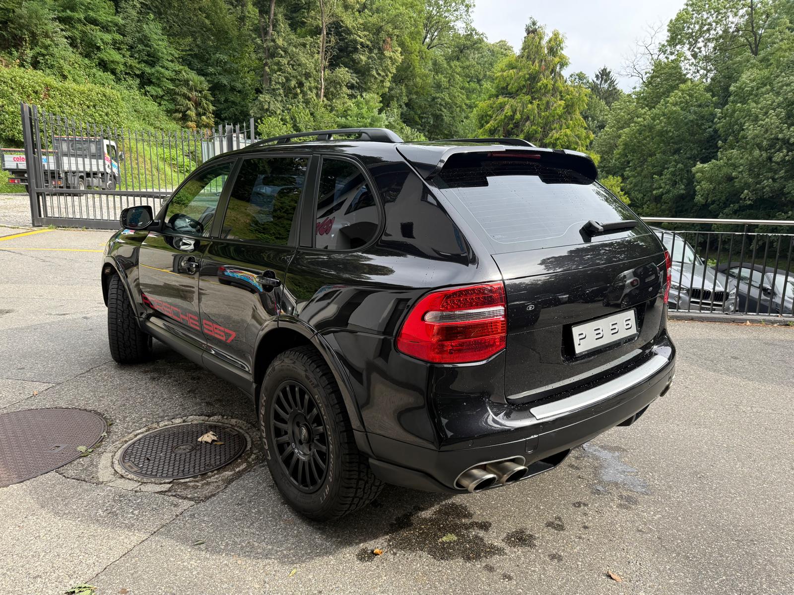 PORSCHE Cayenne Turbo-image-6