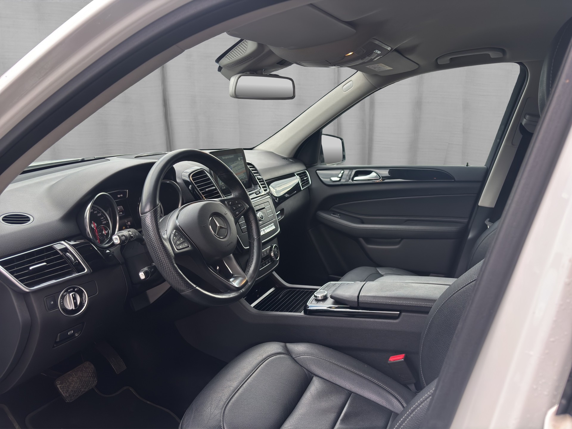 MERCEDES-BENZ GLE 350 d Executive 4Matic 9G-Tronic-image-8