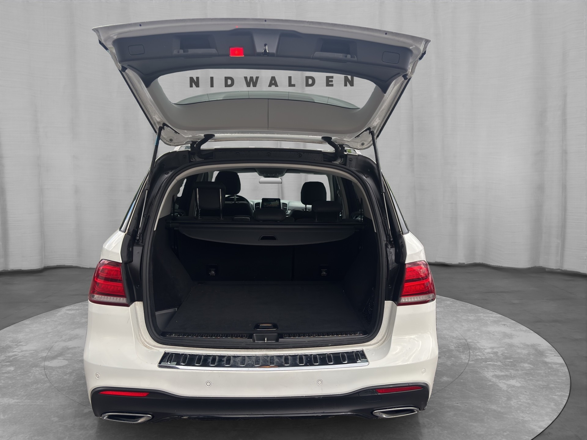 MERCEDES-BENZ GLE 350 d Executive 4Matic 9G-Tronic-image-12