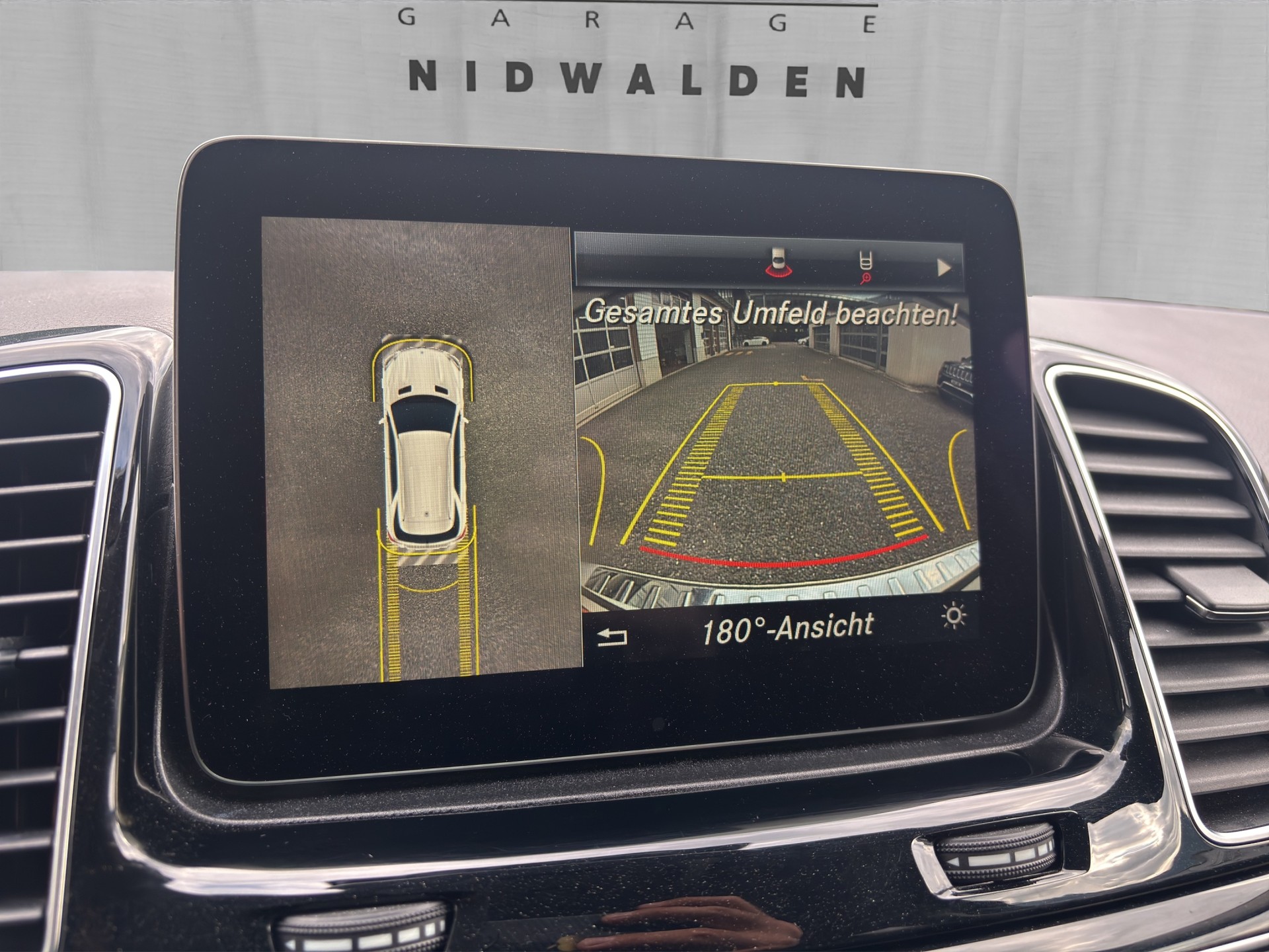 MERCEDES-BENZ GLE 350 d Executive 4Matic 9G-Tronic-image-15