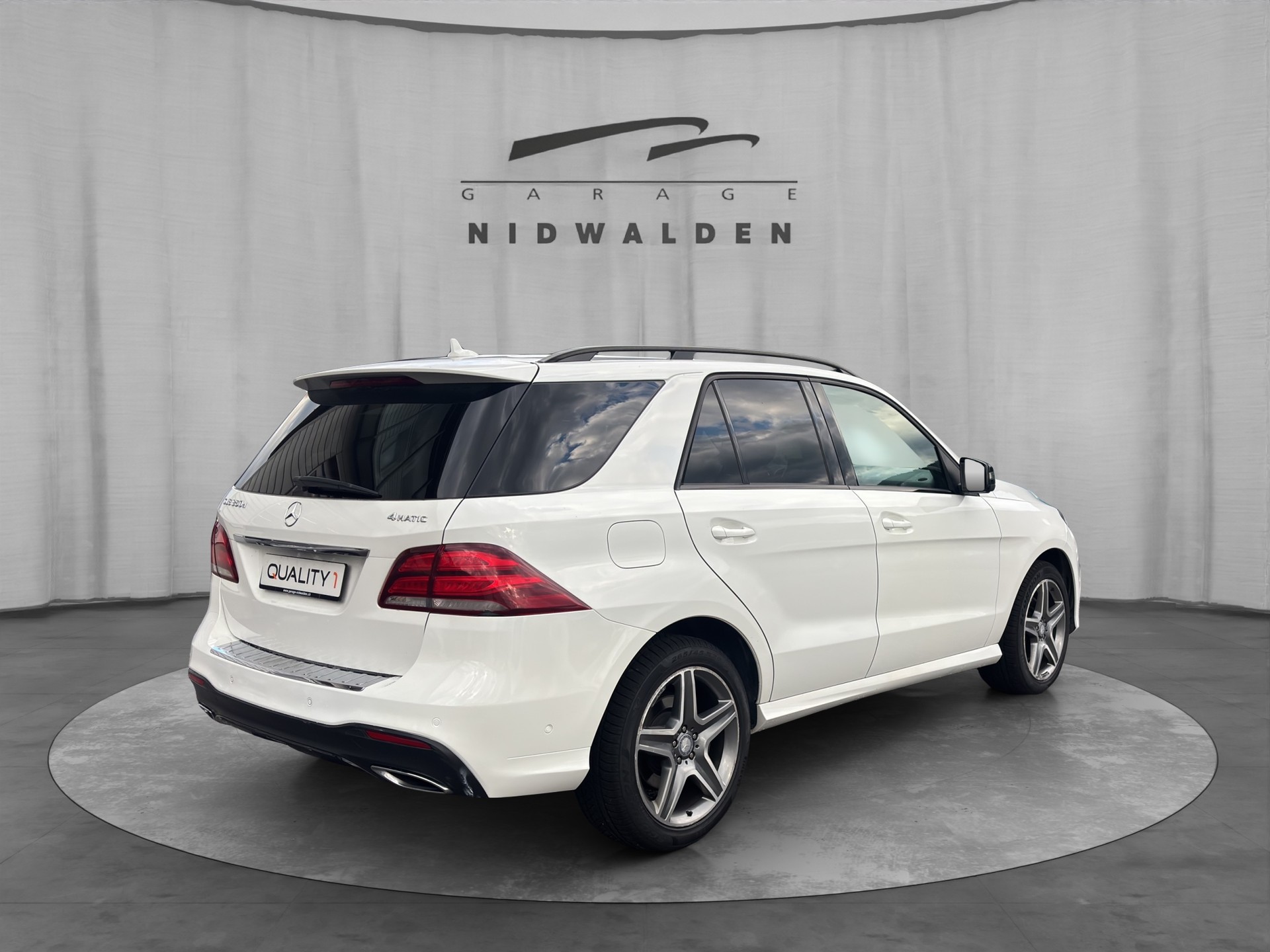 MERCEDES-BENZ GLE 350 d Executive 4Matic 9G-Tronic-image-5