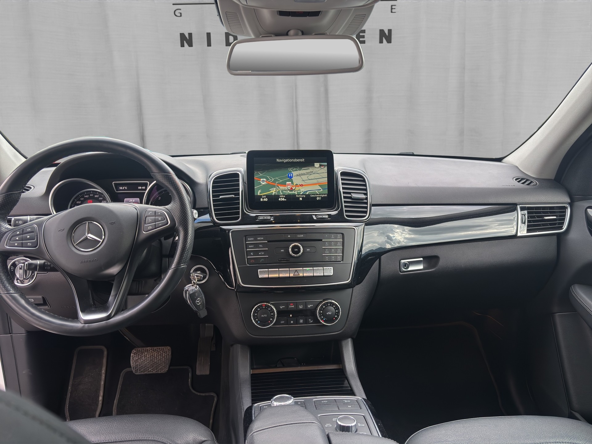 MERCEDES-BENZ GLE 350 d Executive 4Matic 9G-Tronic-image-11