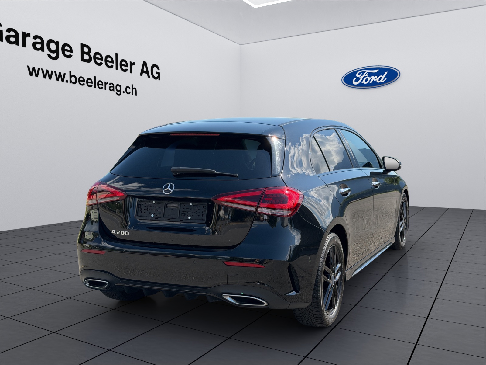 MERCEDES-BENZ A-Klasse W177 A 200 AMG Line-image-4