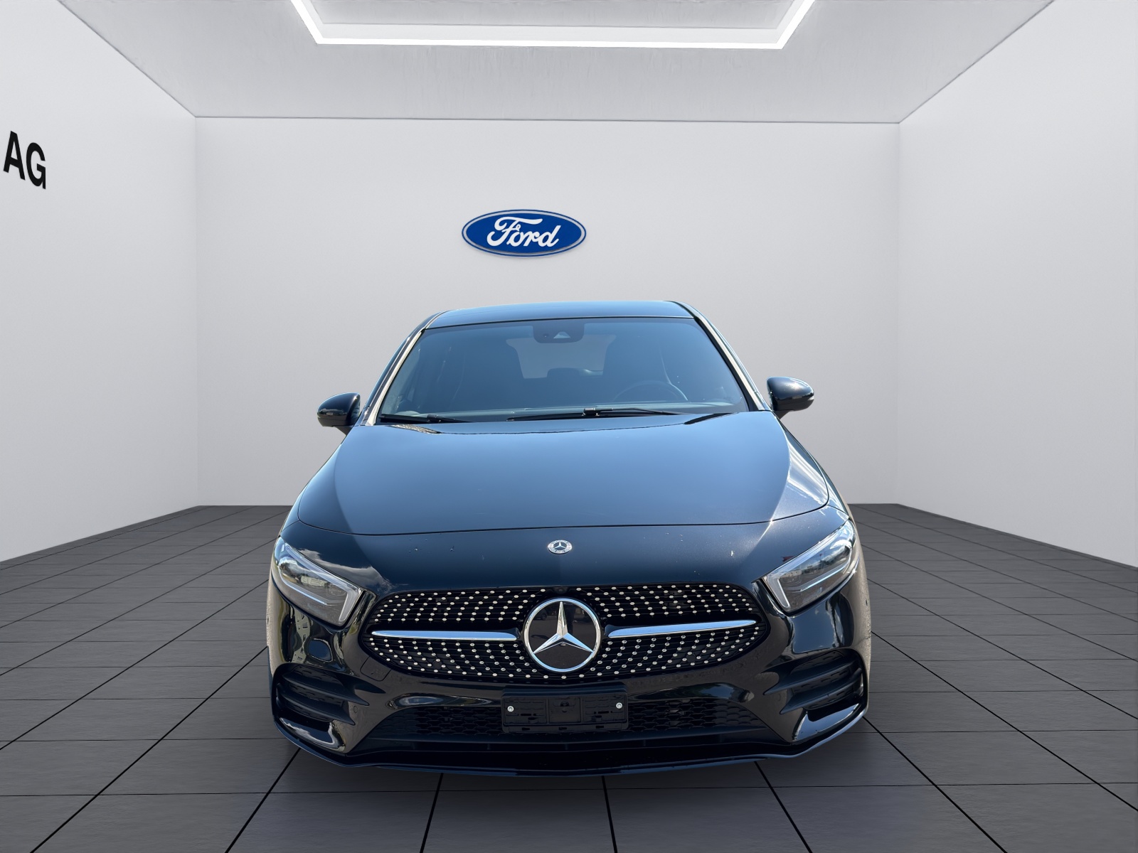 MERCEDES-BENZ A-Klasse W177 A 200 AMG Line-image-1
