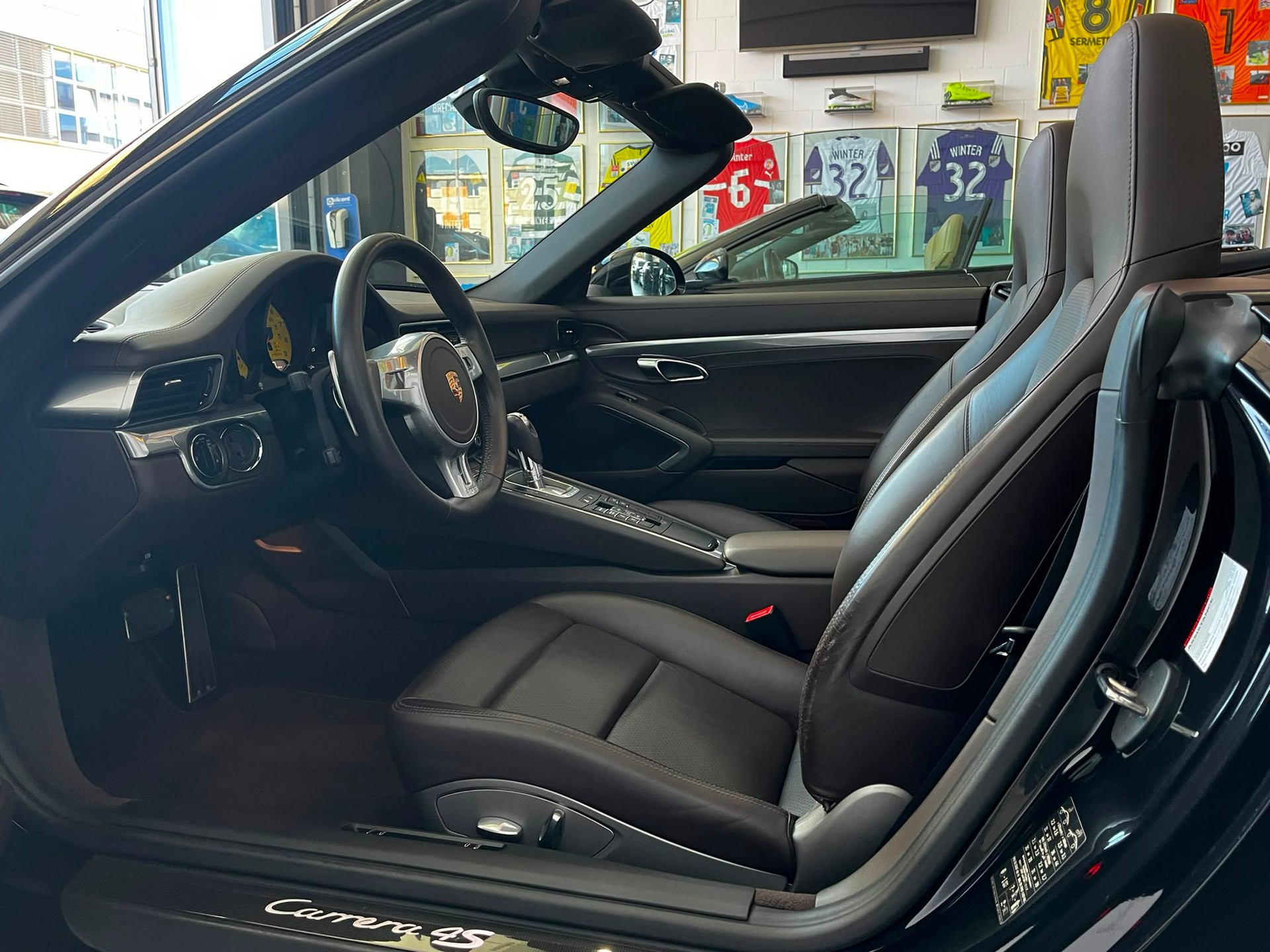 PORSCHE 911 Cabrio Carrera 4S PDK-image-16