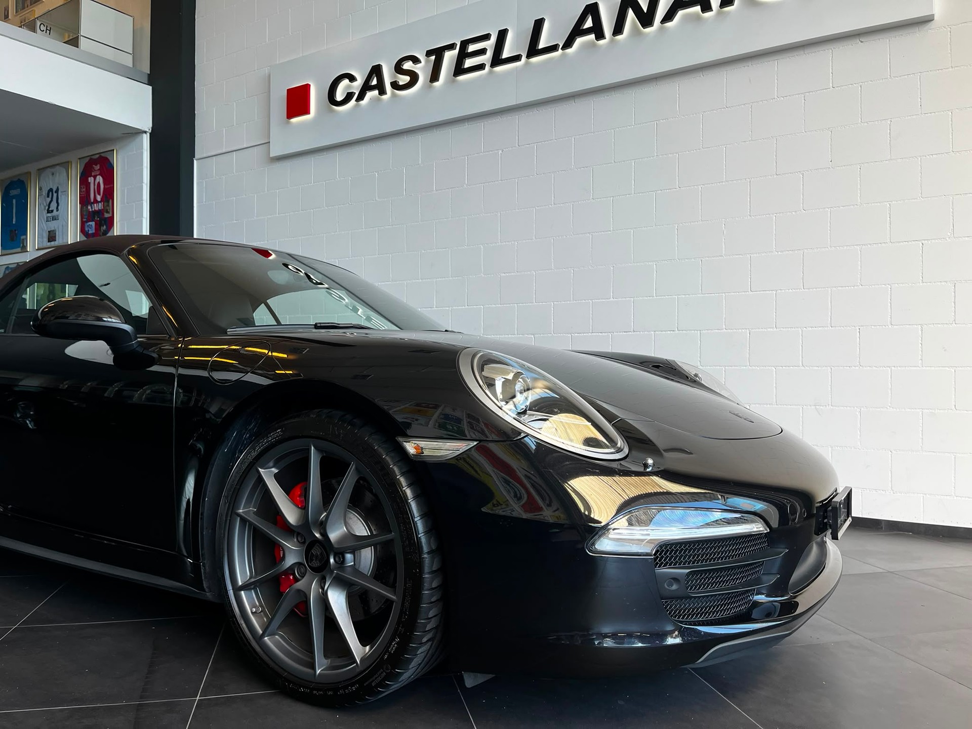 PORSCHE 911 Cabrio Carrera 4S PDK-showroom-element-2