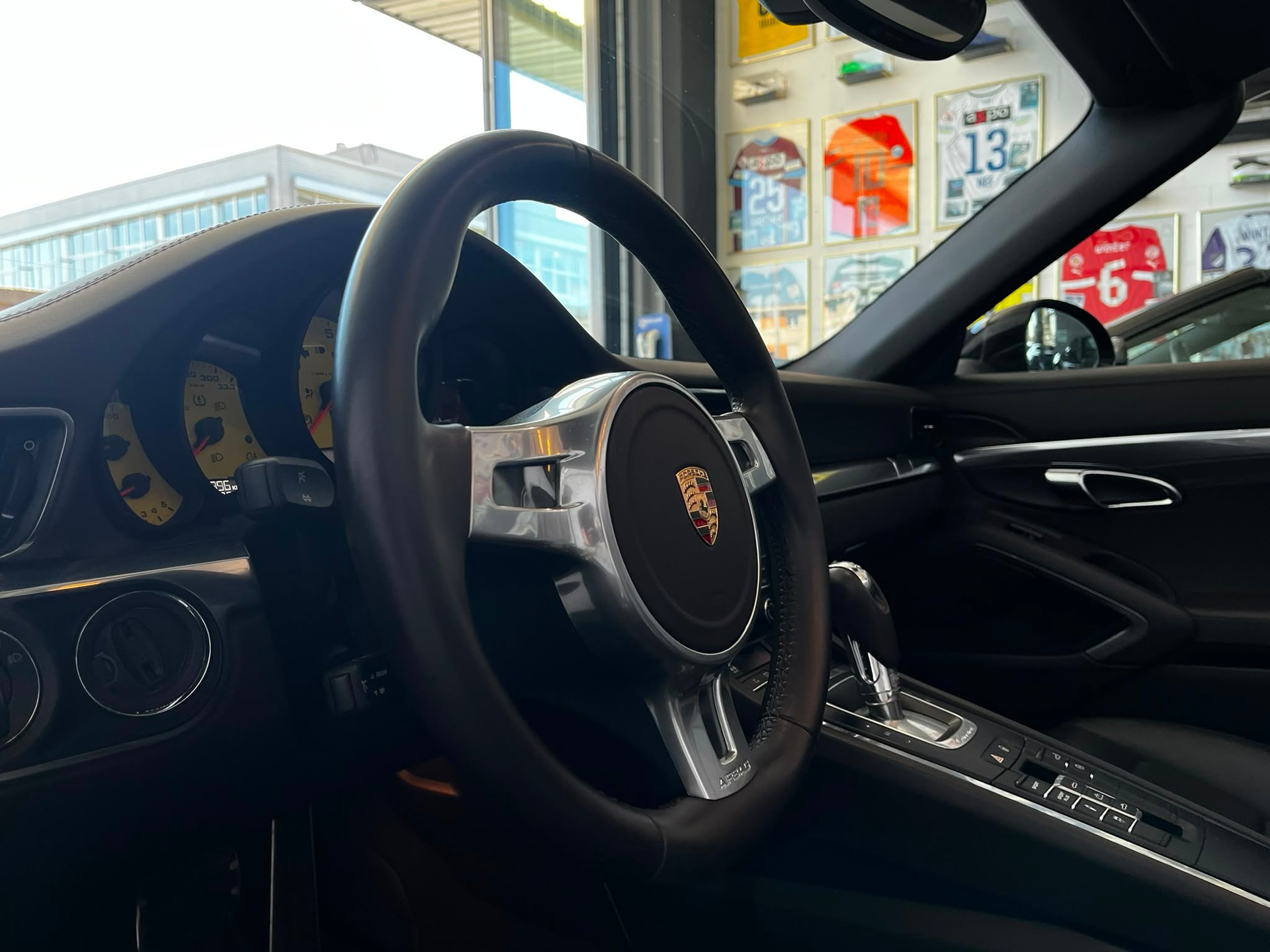 PORSCHE 911 Cabrio Carrera 4S PDK-image-21