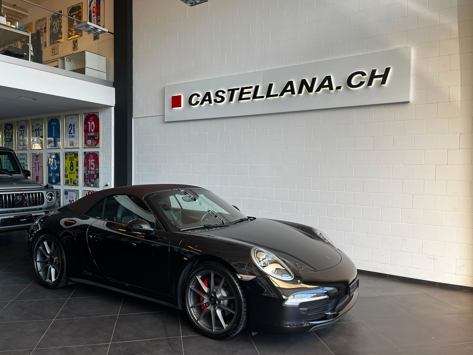 PORSCHE 911 Cabrio Carrera 4S PDK-showroom-element-1