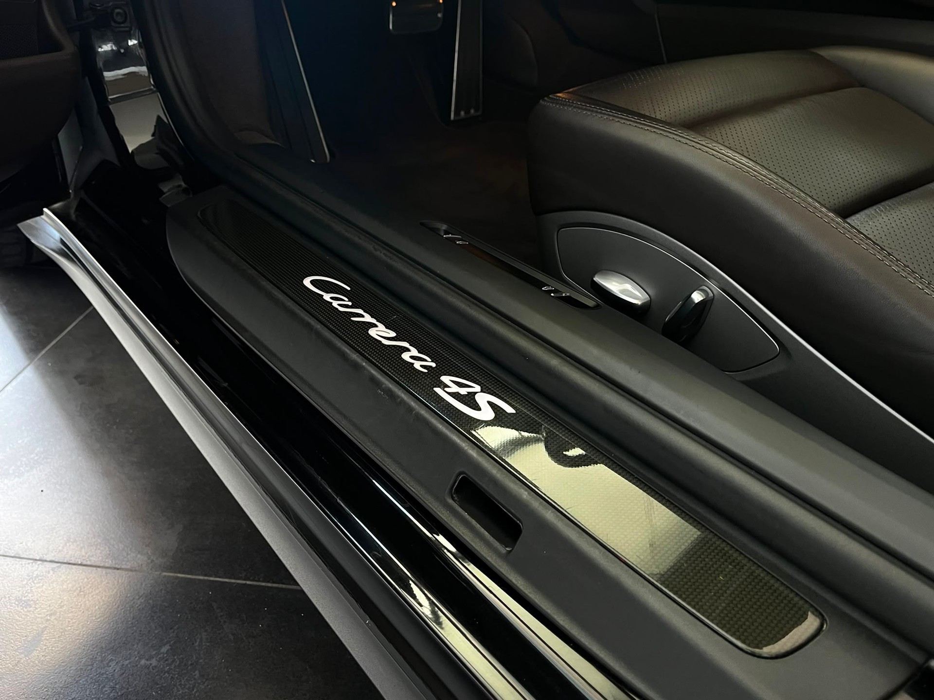 PORSCHE 911 Cabrio Carrera 4S PDK-image-25