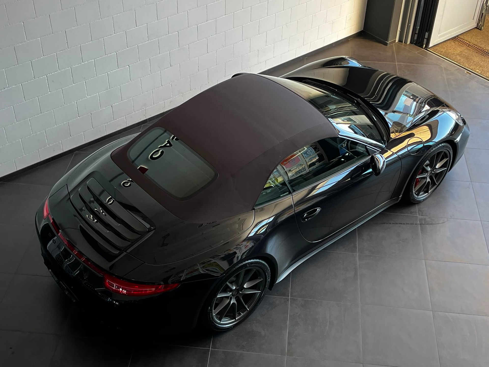 PORSCHE 911 Cabrio Carrera 4S PDK-image-10