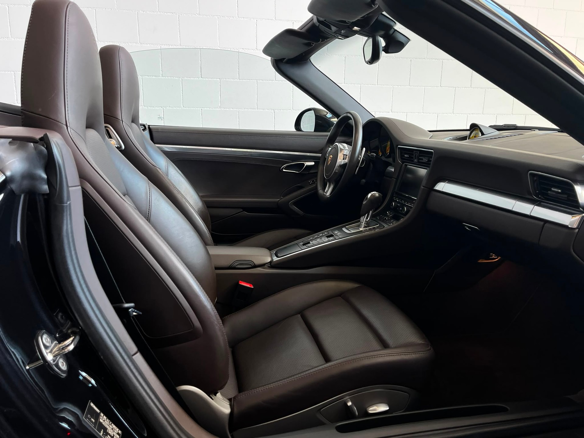 PORSCHE 911 Cabrio Carrera 4S PDK-image-17