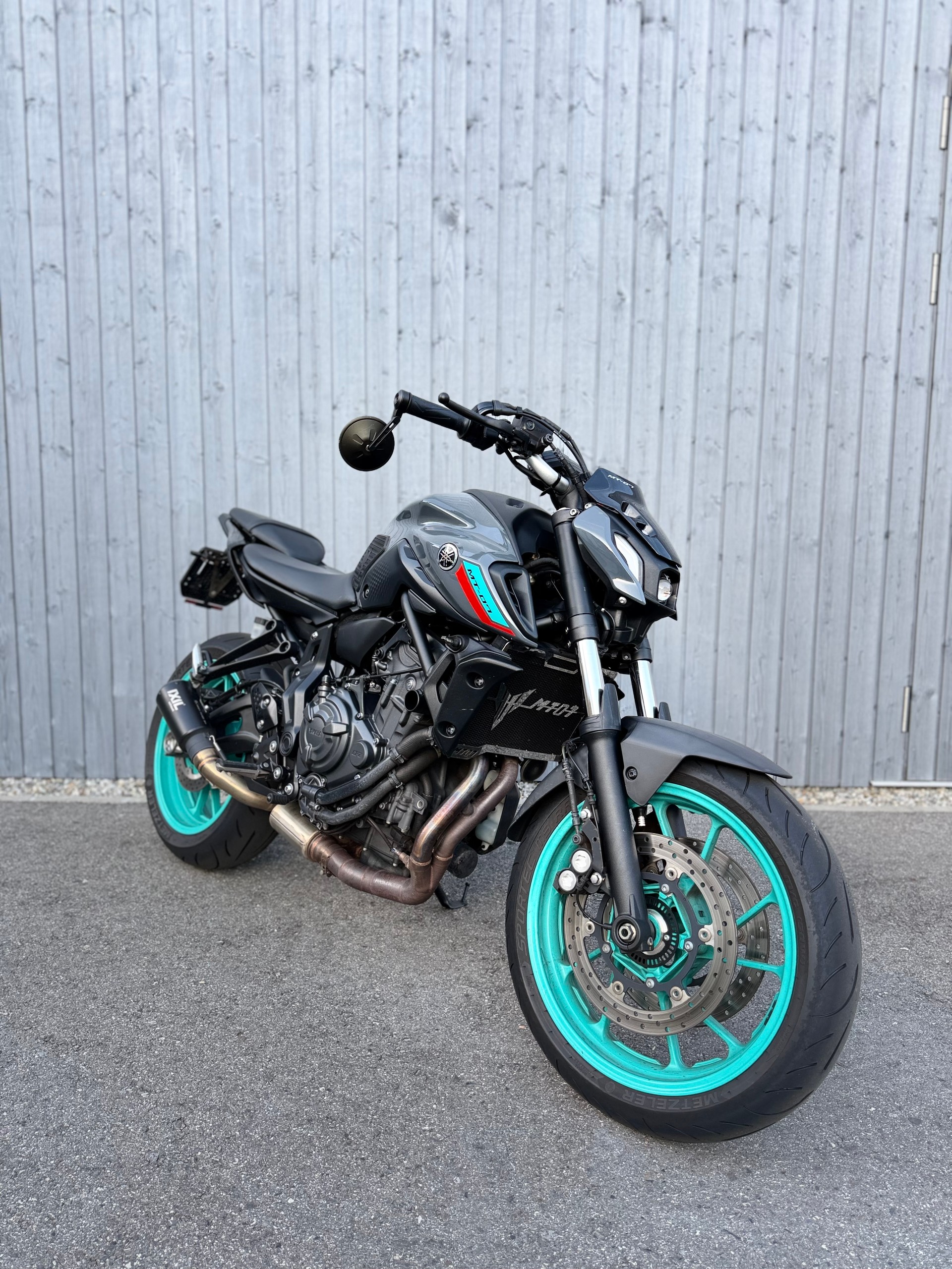 YAMAHA MT-07-showroom-element-1