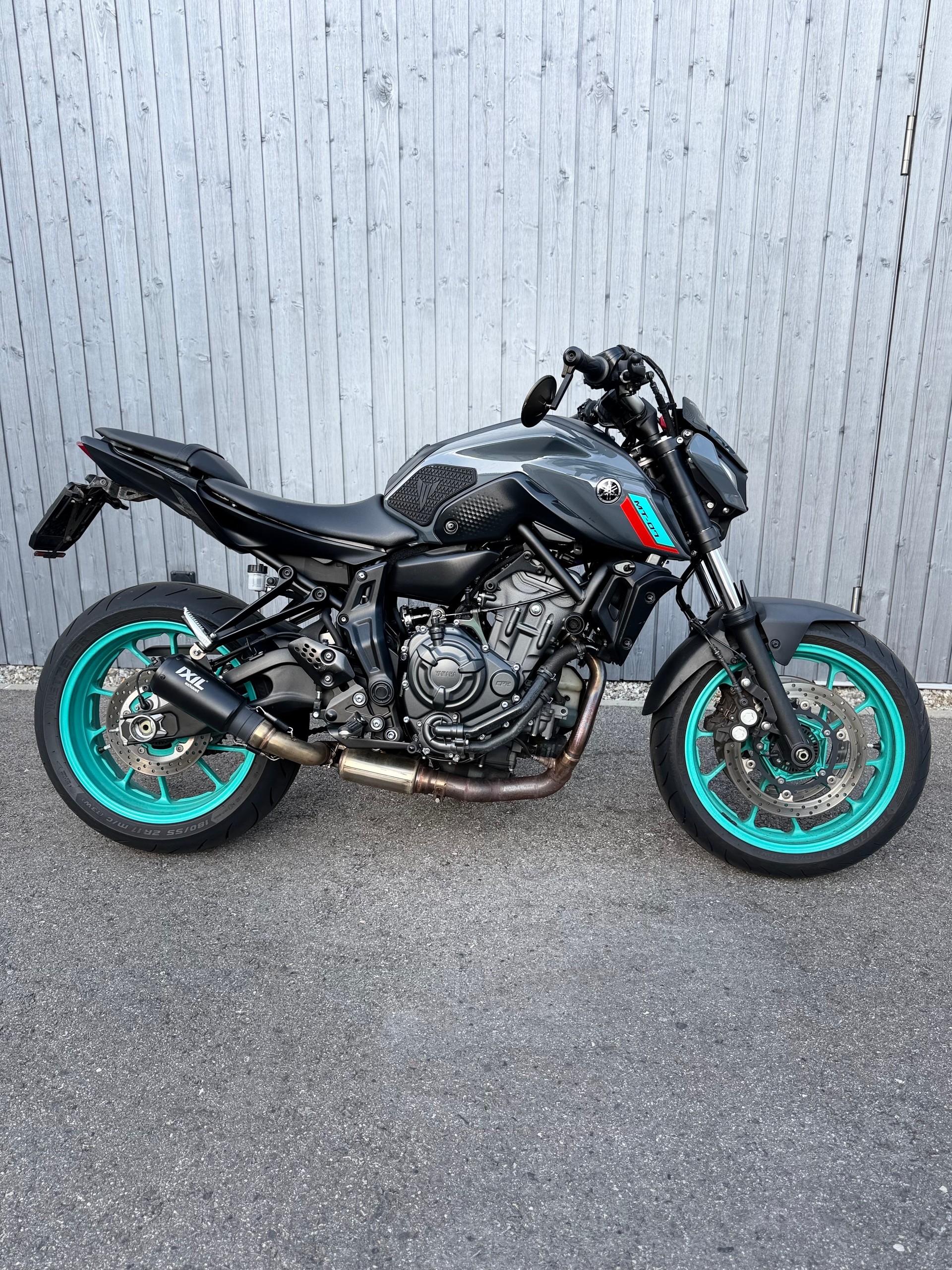 YAMAHA MT-07