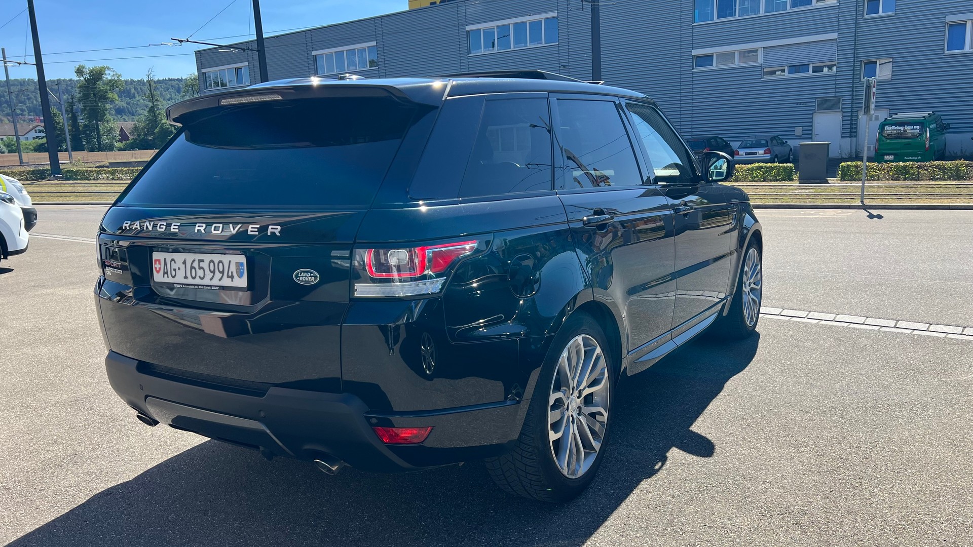 LAND ROVER Range Rover Sport 3.0 SDV6 HSE Dynamic Automatic-image-4