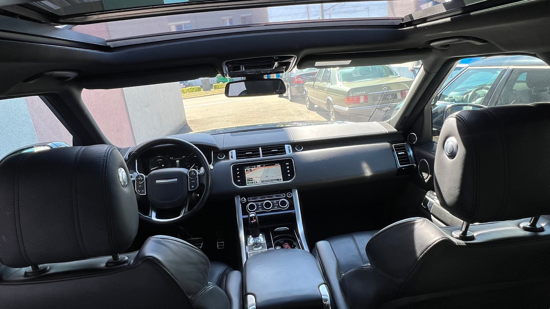 LAND ROVER Range Rover Sport 3.0 SDV6 HSE Dynamic Automatic-image-10