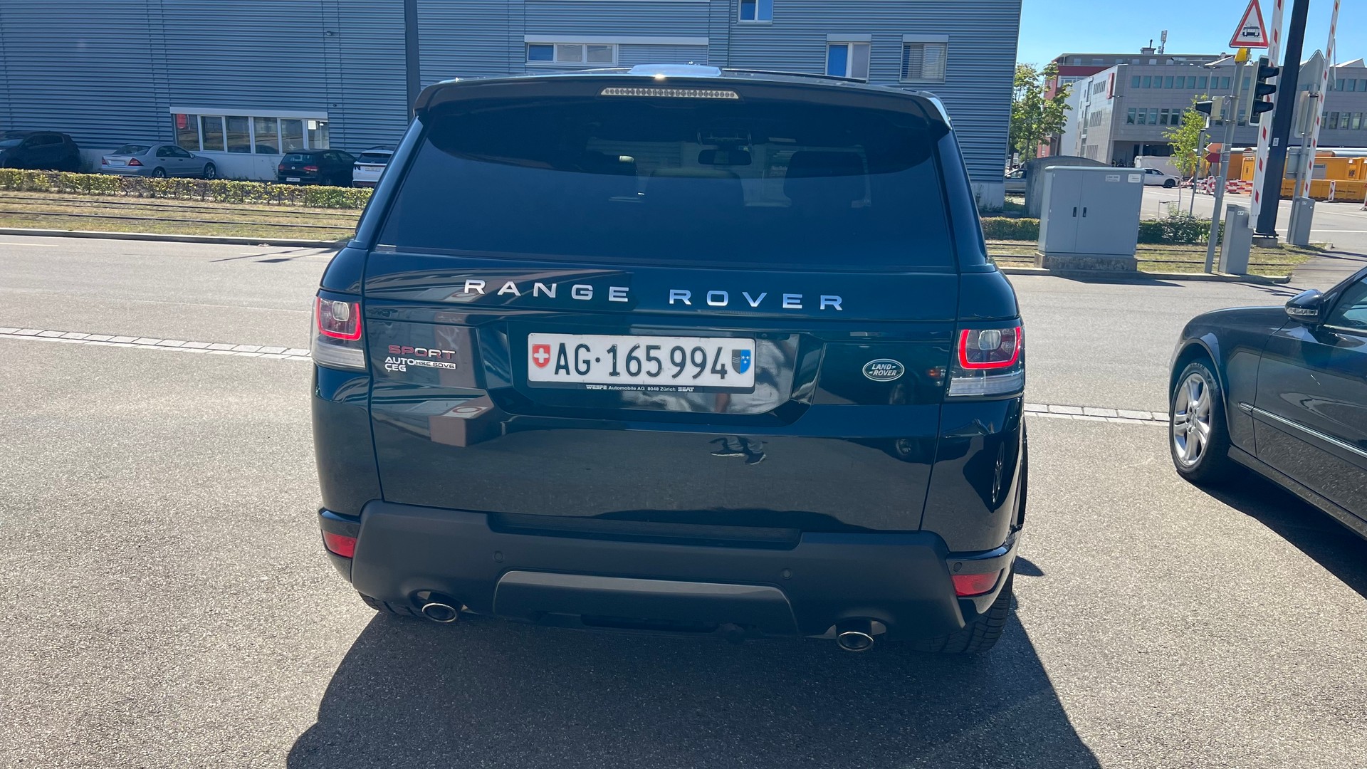 LAND ROVER Range Rover Sport 3.0 SDV6 HSE Dynamic Automatic-image-5