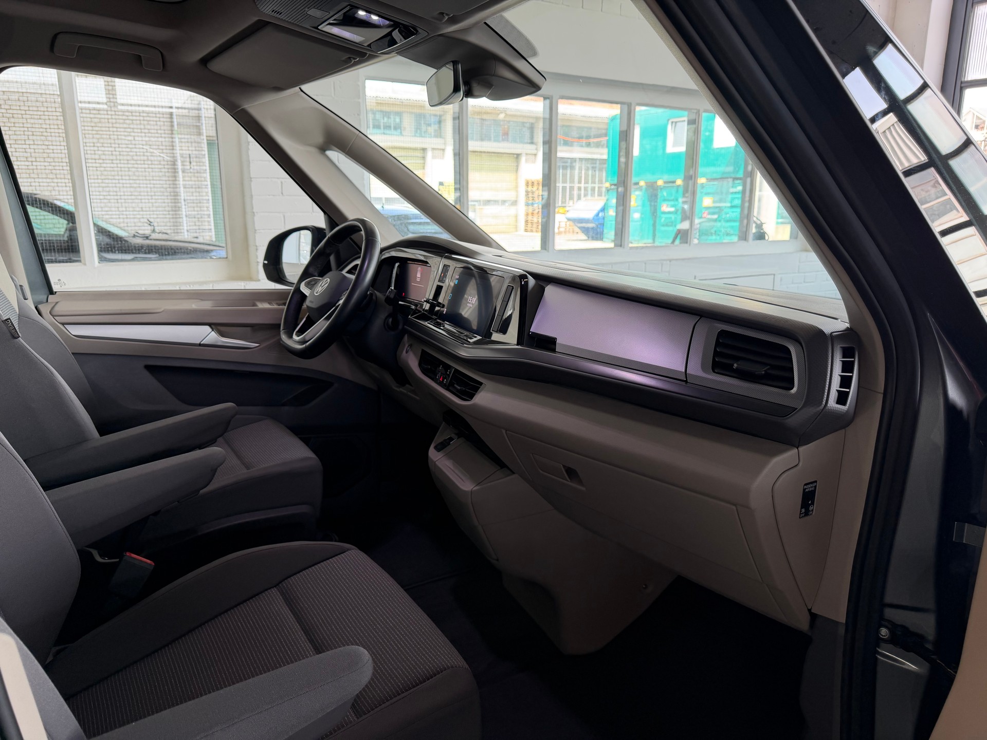 VW Multivan 2.0 TDI DSG Lang * 7 SITZE * STANDHEIZUNG * AHK *-image-9