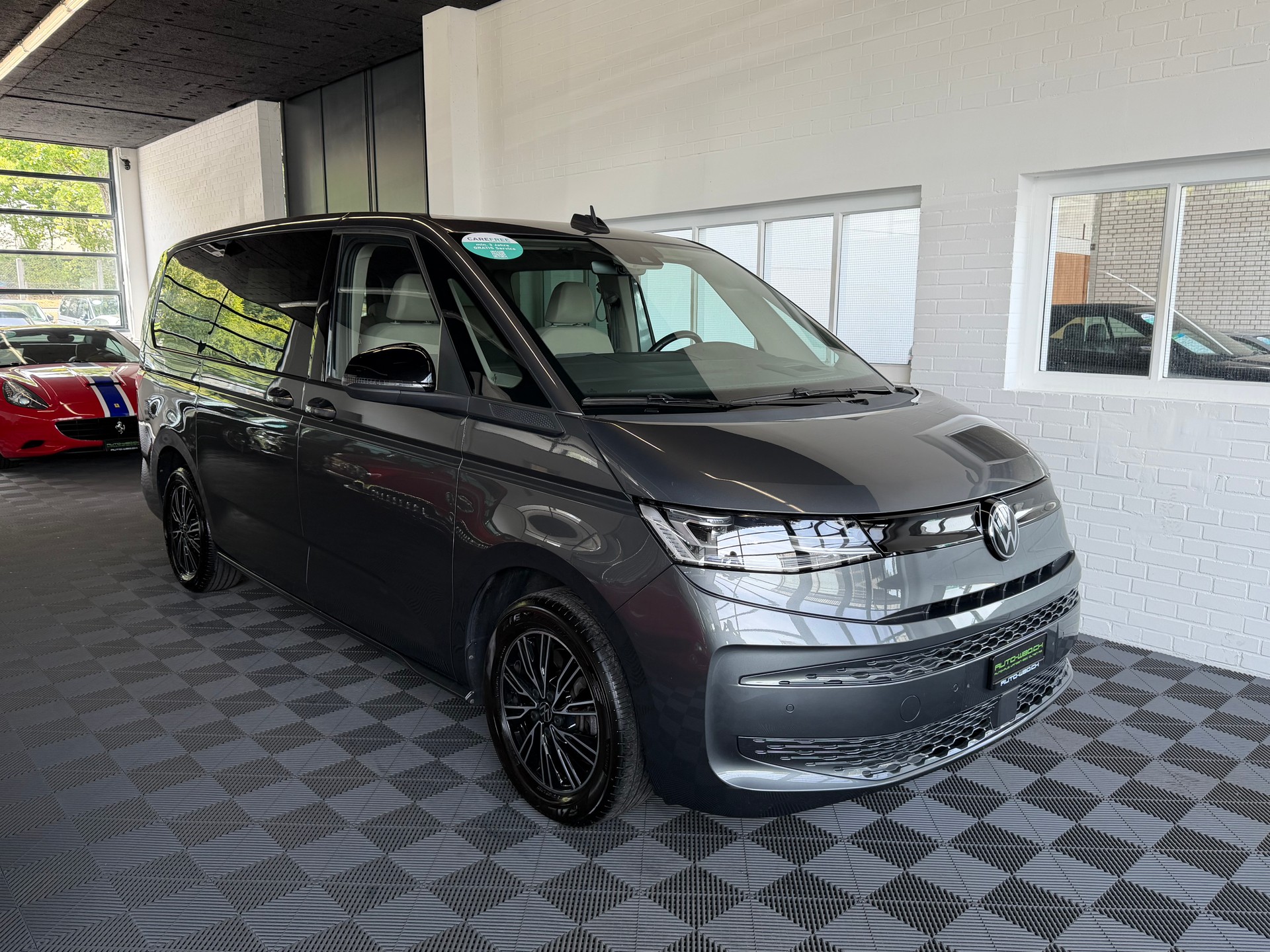 VW Multivan 2.0 TDI DSG Lang * 7 SITZE * STANDHEIZUNG * AHK *-image-0