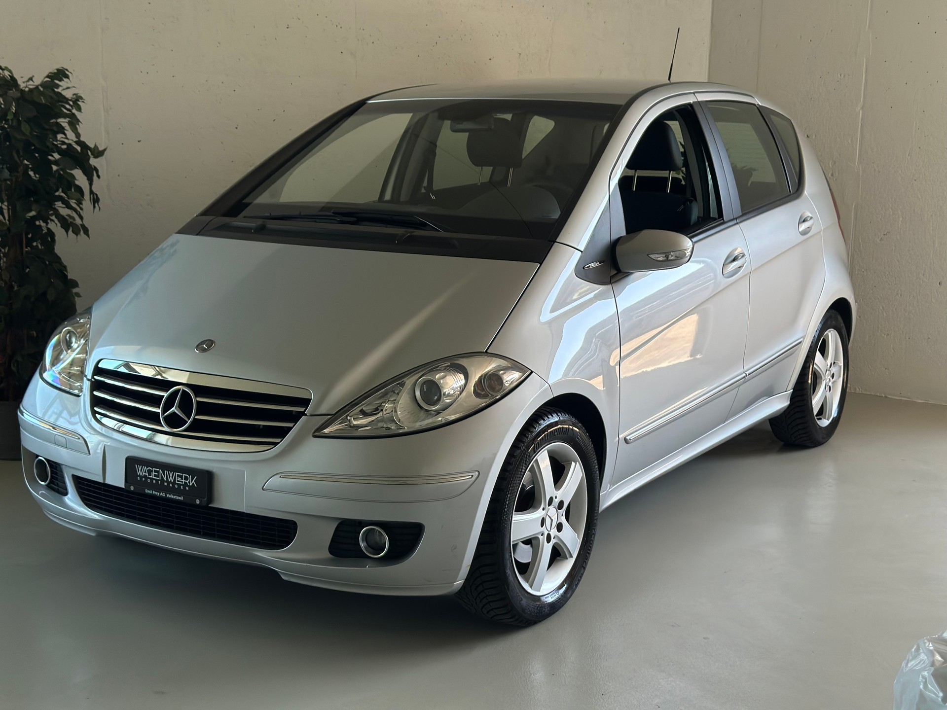 MERCEDES-BENZ A 200 Classic-image-0