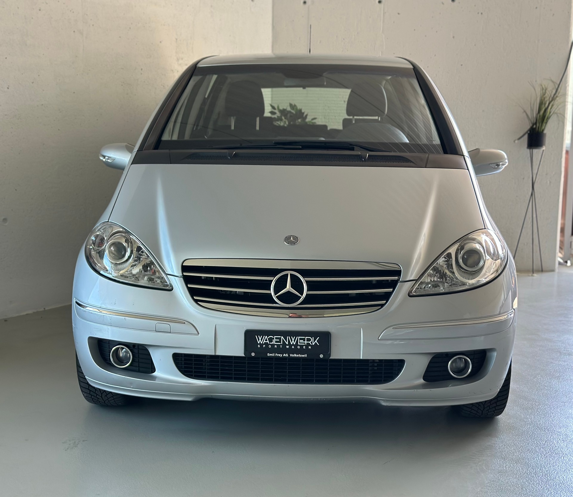 MERCEDES-BENZ A 200 Classic-image-2