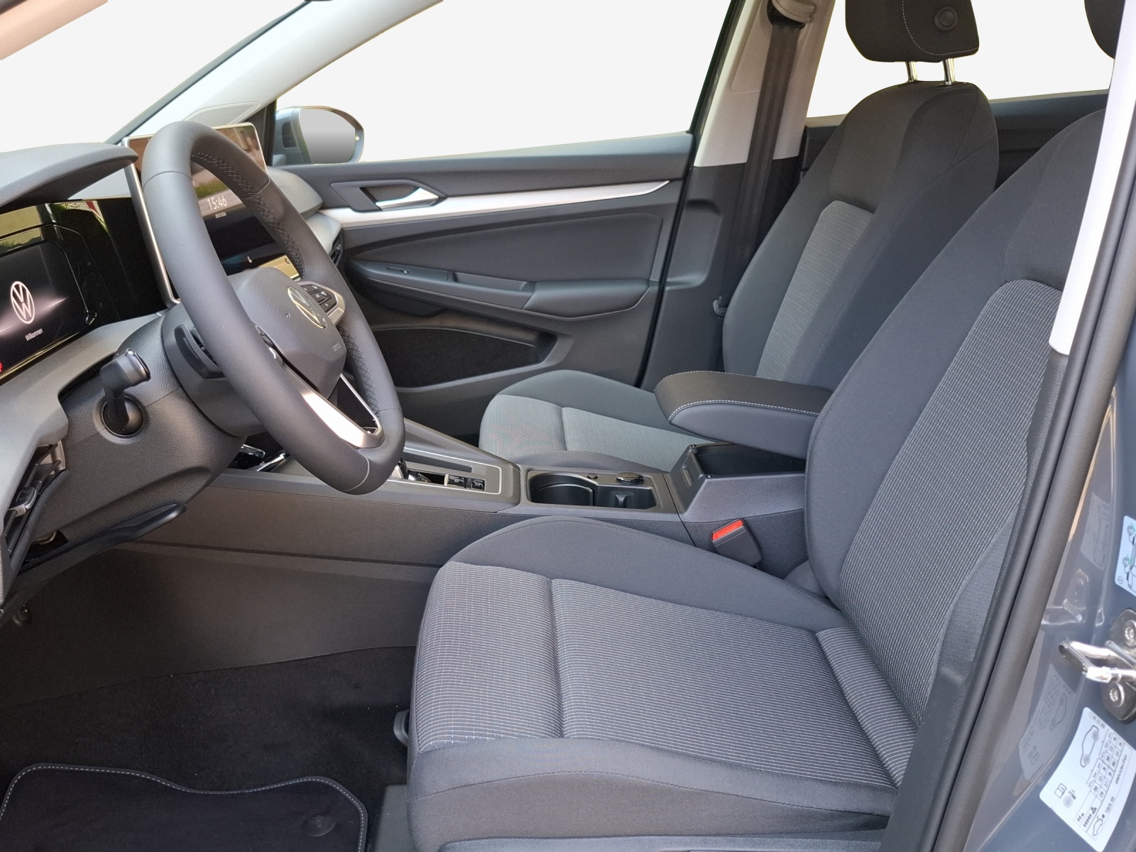 VW Golf 1.5 e TSI mHEV Basis DSG-image-7