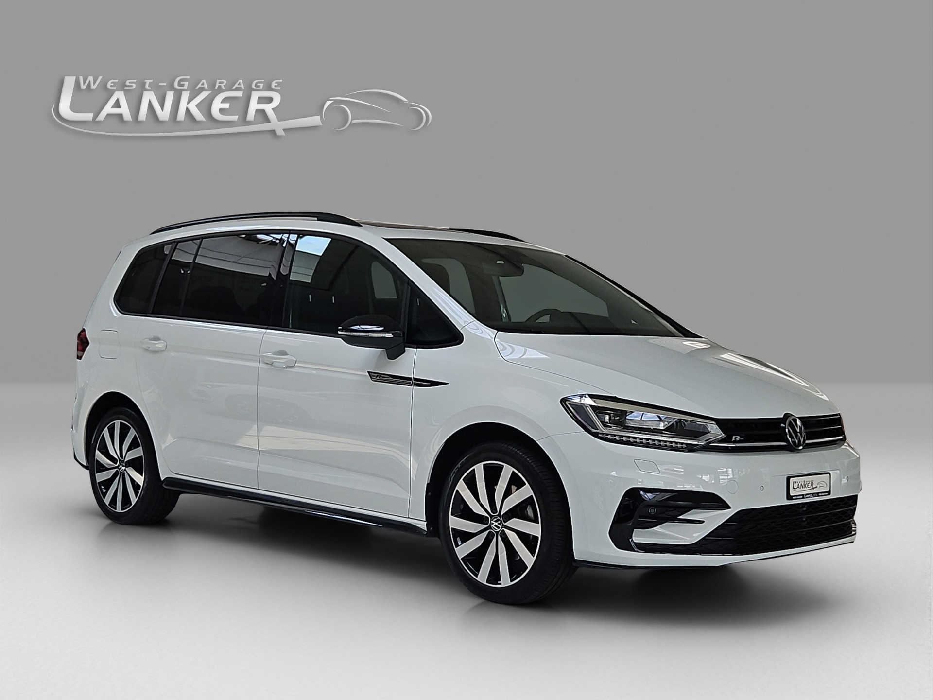 VW Touran 1.5 TSI R-Line DSG-showroom-element-1