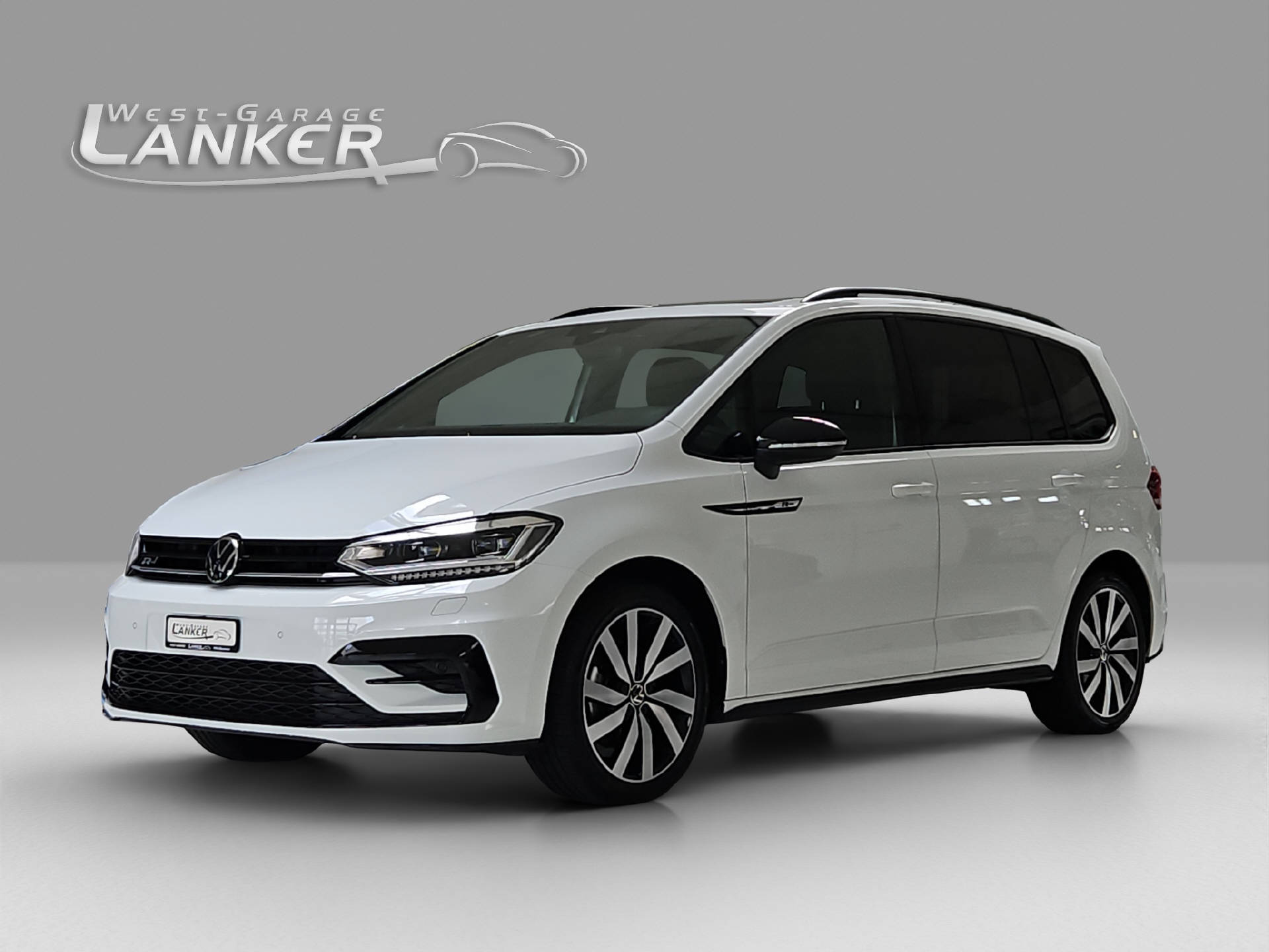 VW Touran 1.5 TSI R-Line DSG-image-0