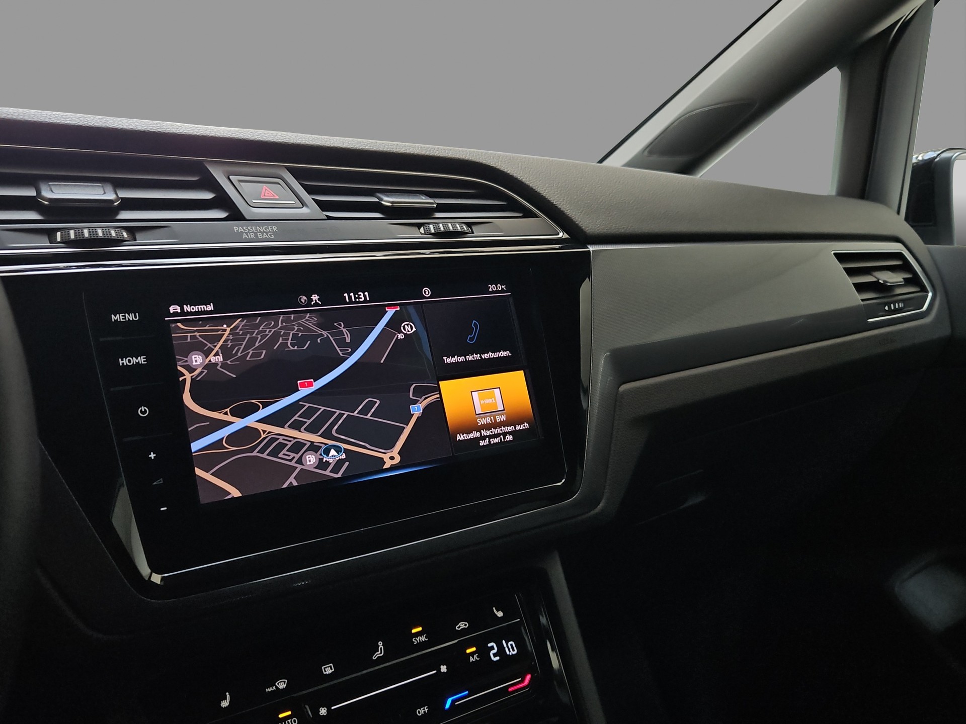 VW Touran 1.5 TSI R-Line DSG-image-9