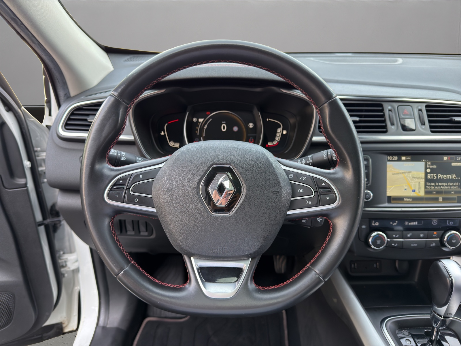 RENAULT Kadjar 1.2 16V Turbo Swiss Edition EDC-image-11