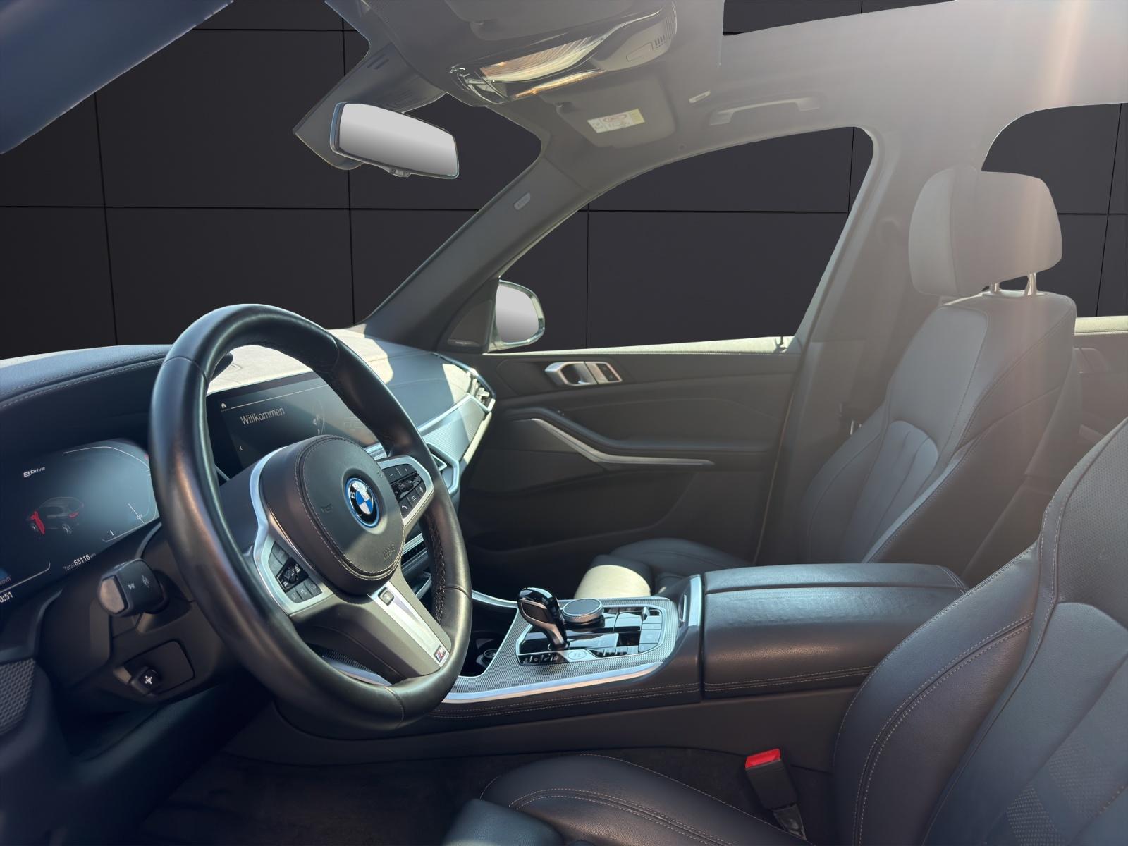 BMW X5 45e xDrive-showroom-element-1