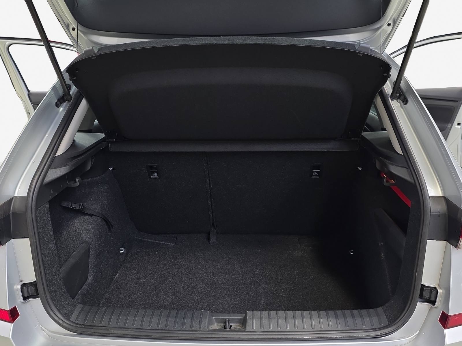 SKODA Kamiq 1.0 TSI Ambition DSG-image-12