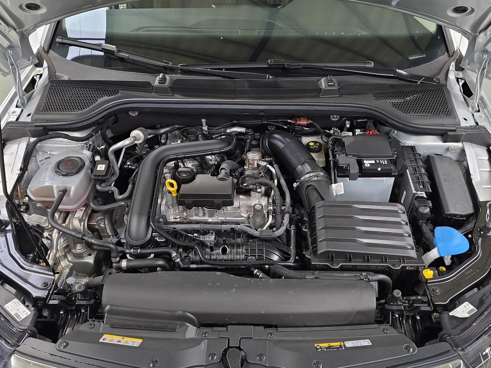 SKODA Kamiq 1.0 TSI Ambition DSG-image-14