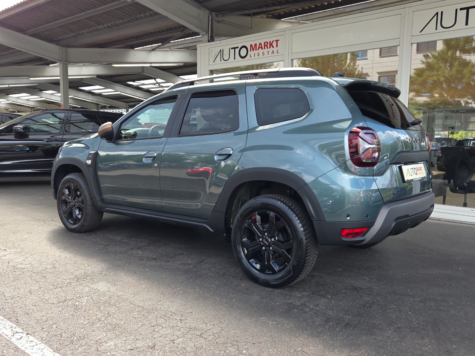 DACIA Duster TCe 150 Extreme 4x4-showroom-element-2
