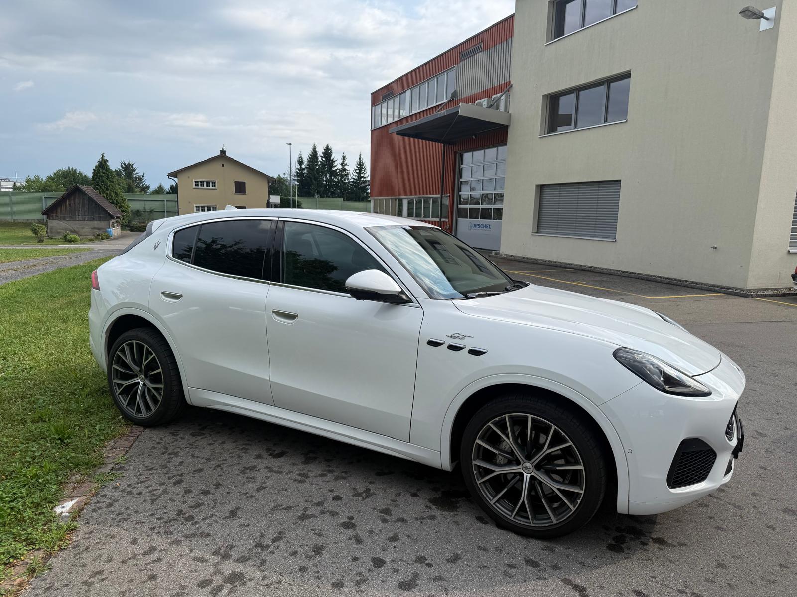 MASERATI Grecale 2.0 MHEV GT Hybrid Automatica-image-1
