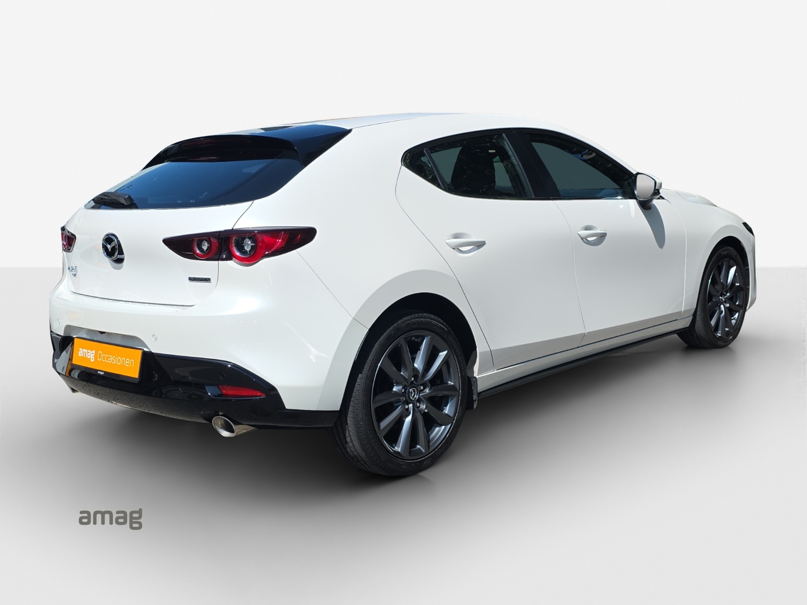 MAZDA 3 Hatchback SKYACTIV-X MHybrid 186 Ambition Plus AWD Automat-image-4