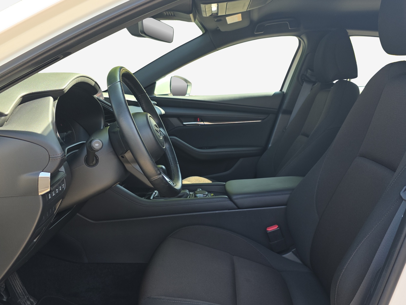 MAZDA 3 Hatchback SKYACTIV-X MHybrid 186 Ambition Plus AWD Automat-image-7