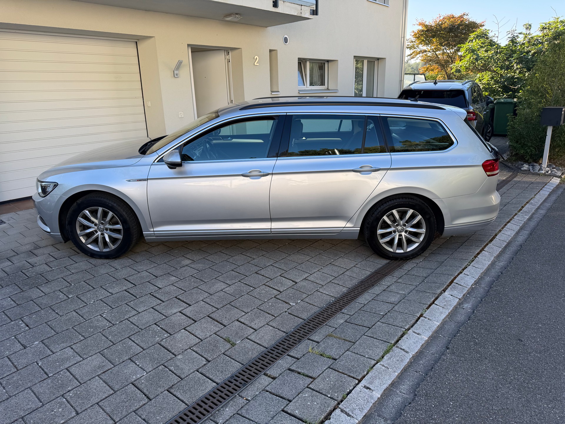 VW Passat Variant 2.0 TDI BMT Comfortline DSG 4Motion-image-3