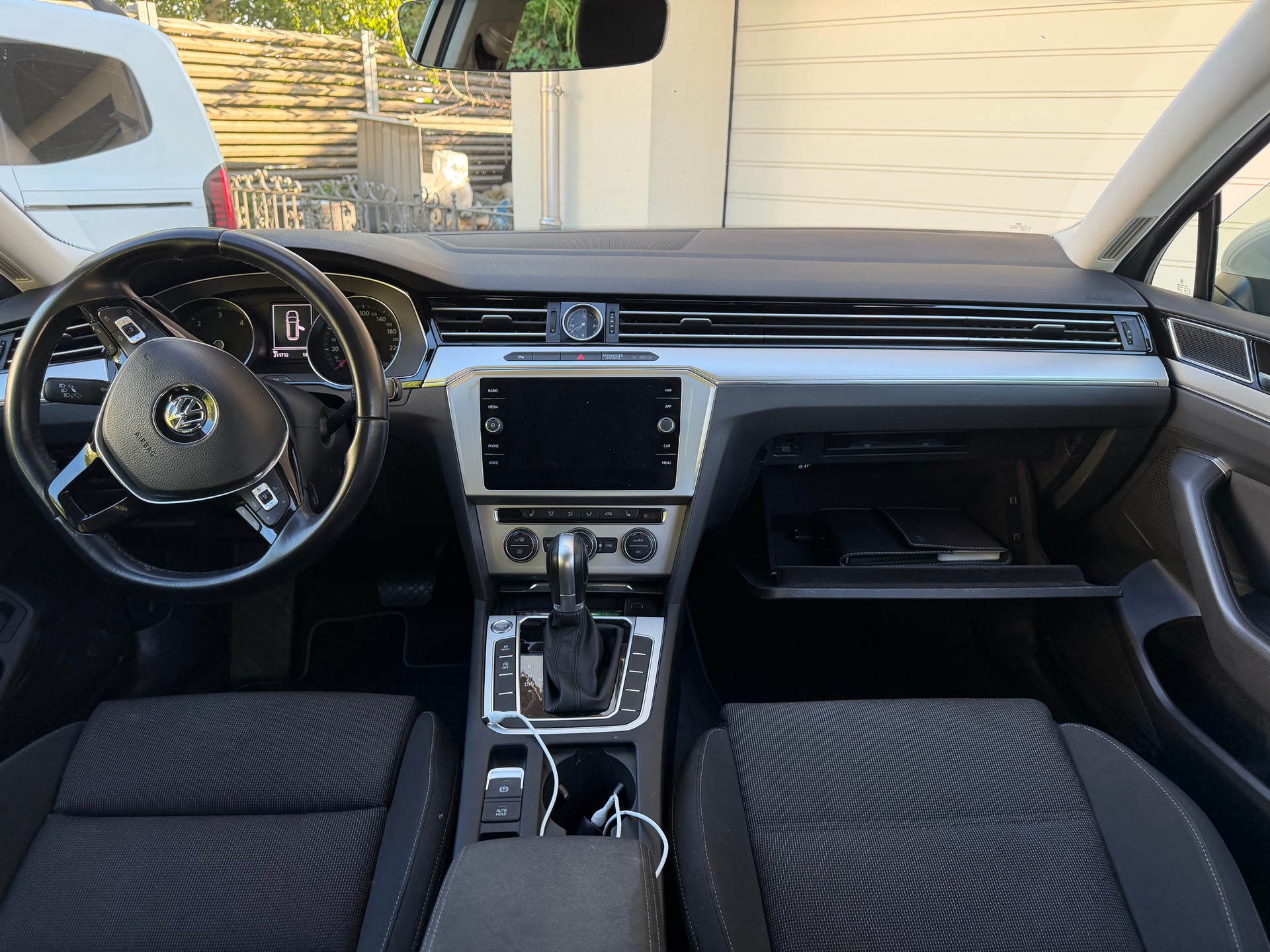 VW Passat Variant 2.0 TDI BMT Comfortline DSG 4Motion-image-6