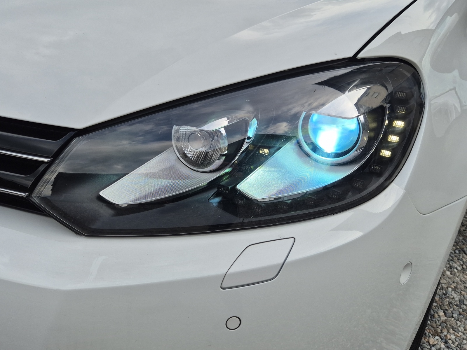 VW Golf 2.0 TDI Team 4Motion-image-1