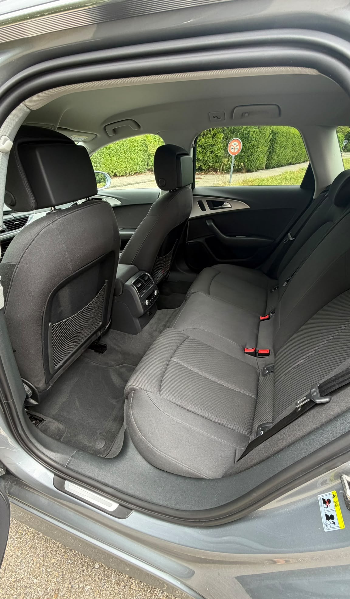 AUDI A6 2.0 TFSI quattro S-Tronic-image-9