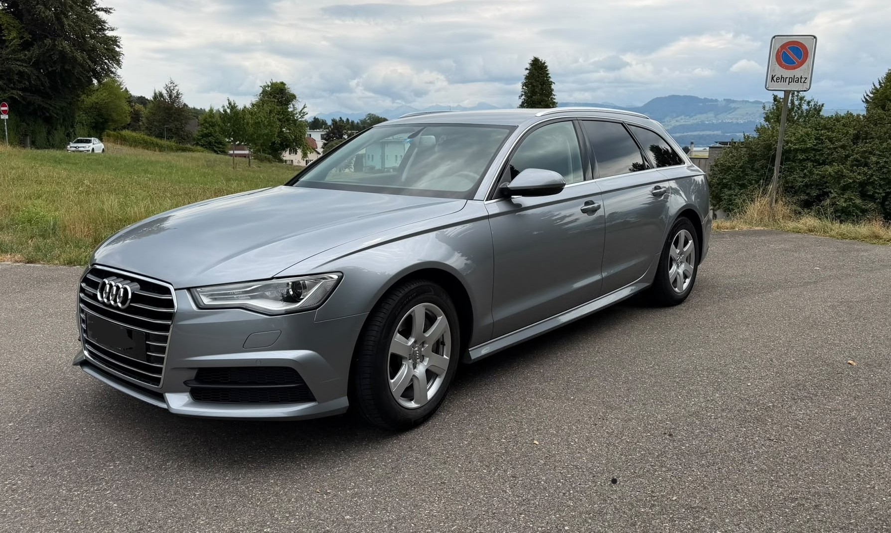 AUDI A6 2.0 TFSI quattro S-Tronic-image-2