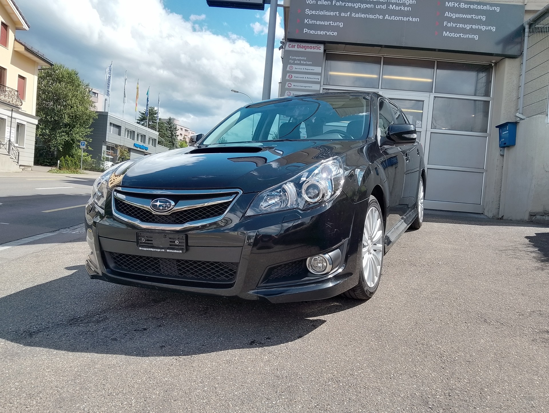 SUBARU Legacy 2.5GT Executive S AWD Automatic-image-2