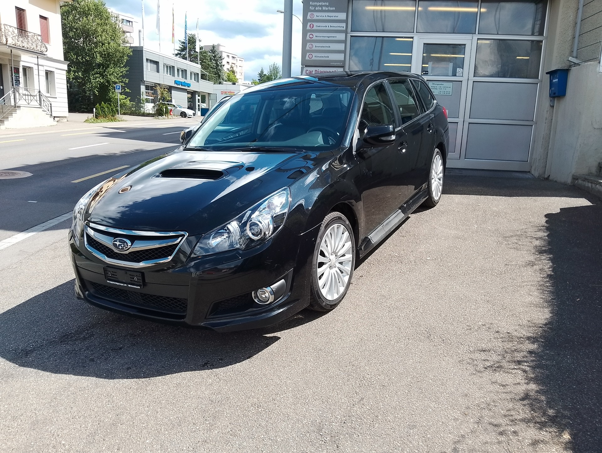 SUBARU Legacy 2.5GT Executive S AWD Automatic-image-1